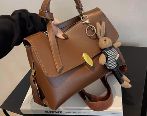 转卖时尚手提包秋冬大容量包包女百搭斜挎包2...