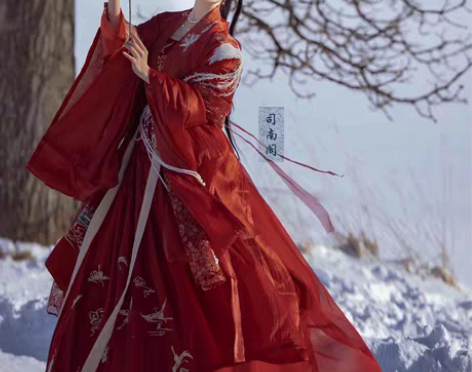 司南阁【星辰宫】汉服女红色对襟衫裙抹胸齐腰...