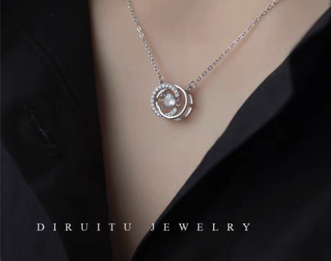 转卖灵动钻石项链女轻奢小众925纯银锁骨高...