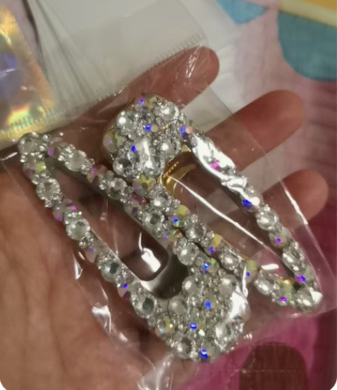 包邮水晶钻石发夹 金色银色一对装 全新的 ...