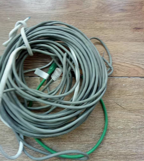 自己家用的网线拆下来了，大概有20~30m...
