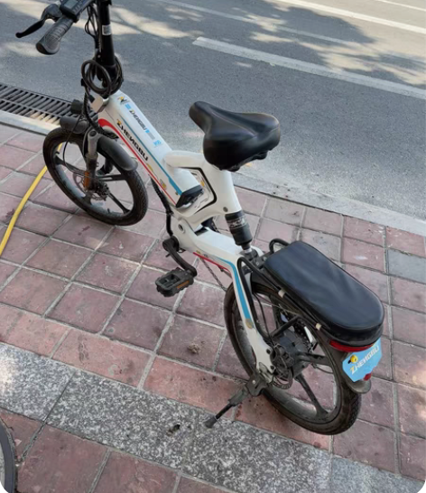 正步电动折叠自行车，自用，纯电约70 一1...