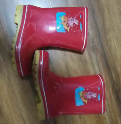 儿童雨鞋，36cm，石家庄市和平路与青园街...
