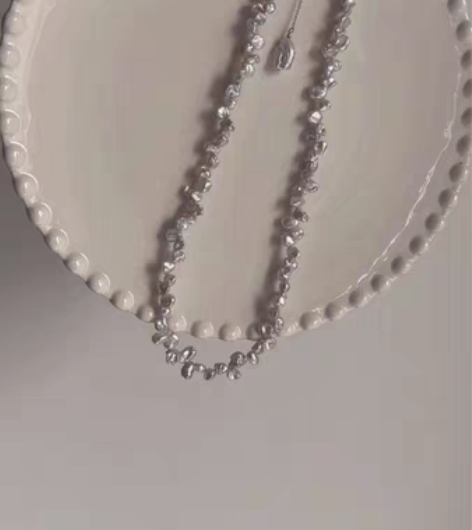 包邮「纯手工全新」碎银子花瓣巴洛克珍珠项链...