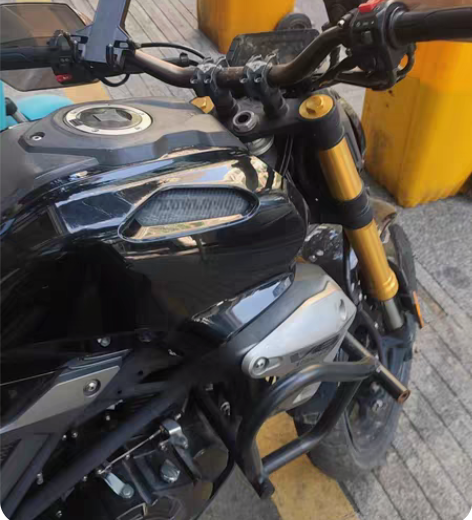 已出，挂着留恋迅龙v8 20年 2.2万公...