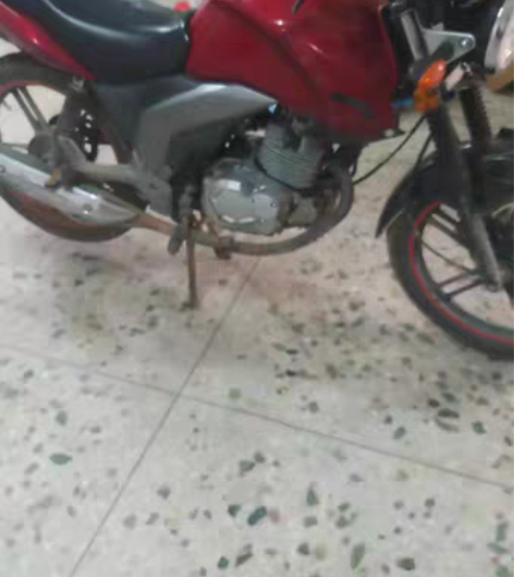 铃木125/150摩托车，发动机原来是12...