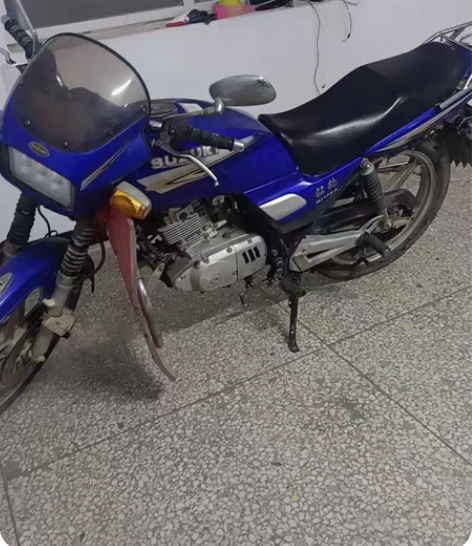 铃木钻豹摩托车便宜卖了。声音小蜜蜂啊。纯正...