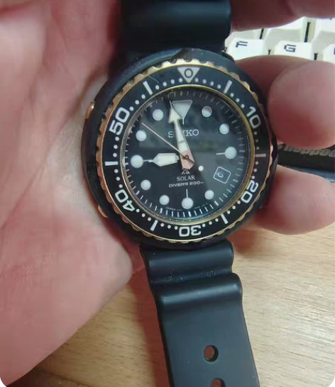 精工（SEIKO）手表，闲置，橙色可看细节...