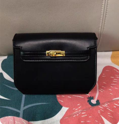 袋鼠全牛皮小包 里外全皮  别人送的 应该...