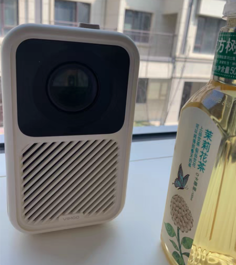 （个人出闲置）坚果投影仪微果Y1 家用智能...
