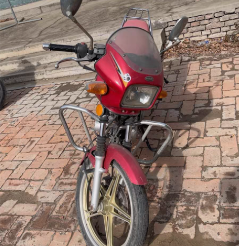 10年钻豹，进口发动机，发动机无拆修！看中...