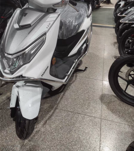 包邮豪爵铃木UCR 网红踏板摩托车 实体专...