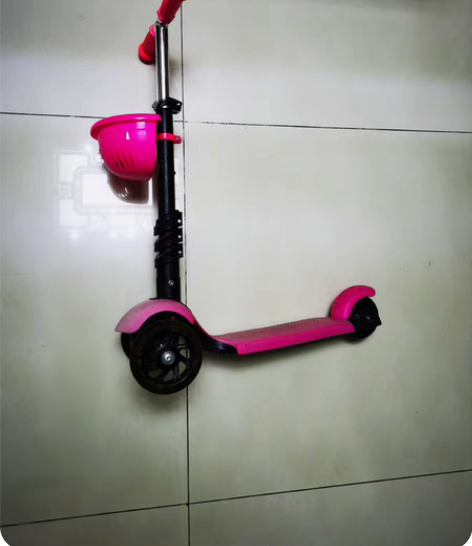 幼儿滑板车，状况不错，用的时候比较爱护，使...