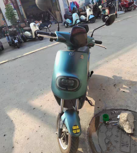 个人一手车，精品车况，台铃60v5块电池，...