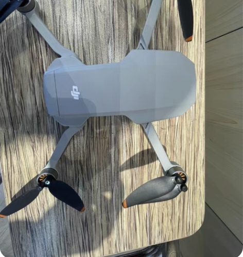 包邮大疆mini2双电、成色好！无任何磕碰...