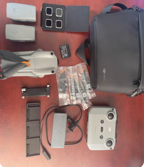 大疆2s畅飞套装，三块电池循环都是10左右...