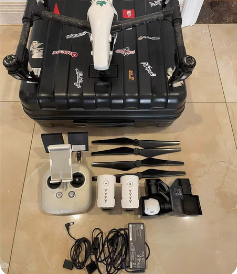 大疆悟1 悟一无人机 带x3云台，两个电池...