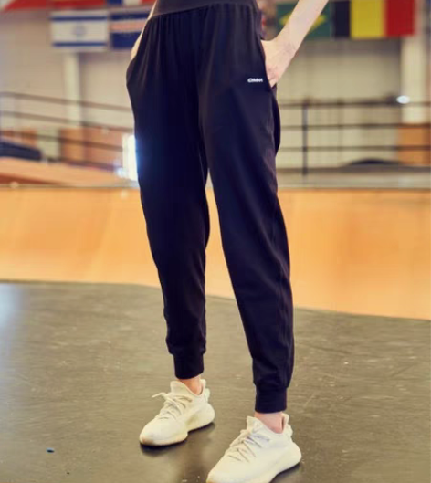 转卖gymna春运动休闲女束口大码高腰显瘦...