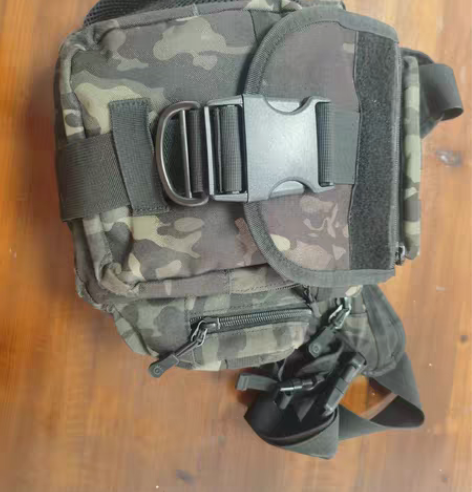 转卖守护者单肩包 斜挎包 男路亚单反相机摄...