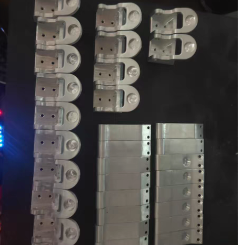 模拟赛车铝合金拨片，原先做了一些，卖了几个...
