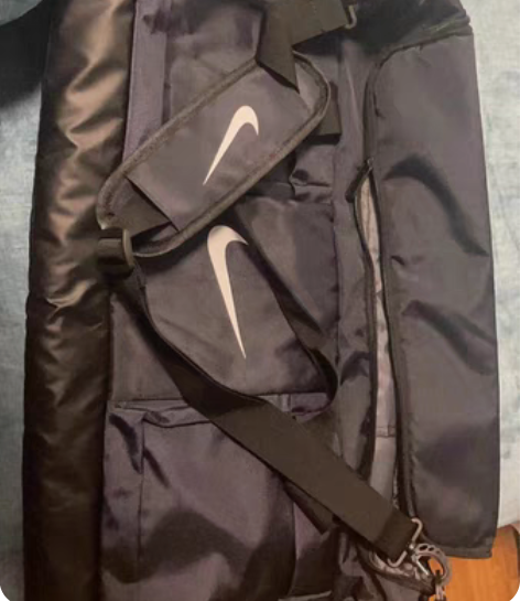 耐克健身包干湿分离训练包单肩斜挎包篮球包游...