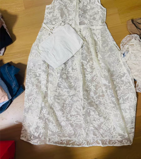 包邮高端蕾丝裙 米色，有内搭 欧根纱材质非...