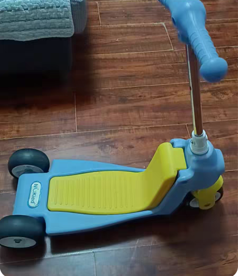 闲置纽奇滑板车二合一 适合2-6岁，可调节...