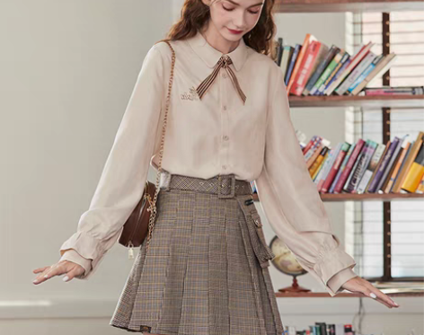 转卖mg小象女装灯芯绒加厚蝴蝶结衬衫女秋冬...