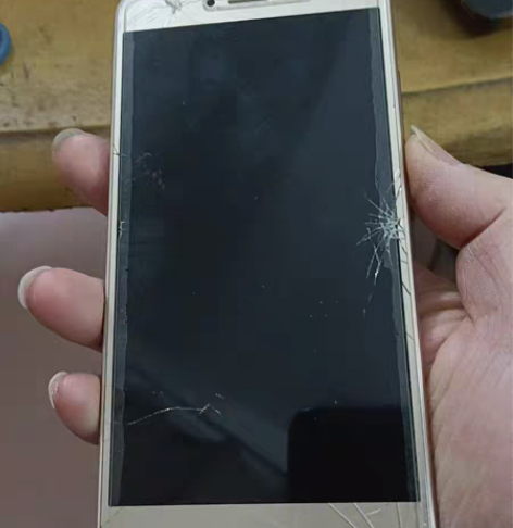 包邮华为畅享7plus 屏幕摔坏了。 其他...