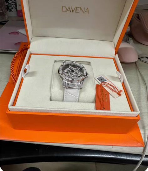 DAVENA蒂玮娜时来运转五芒星手表女款满...