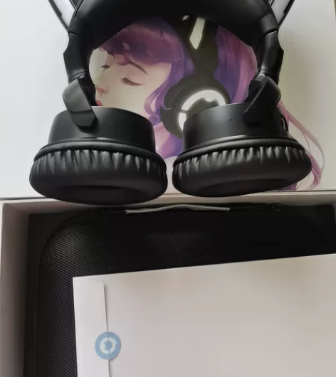 妖舞猫耳耳机4代 公司发的 用不上 低价出...