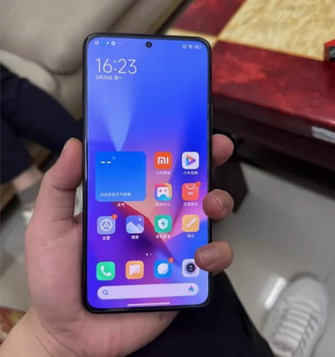 红米k50 天玑810 8?256 99新...