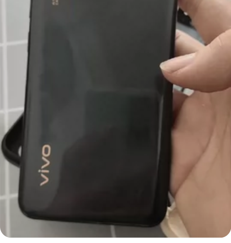 VIVOz5i   8+128   屏幕完...