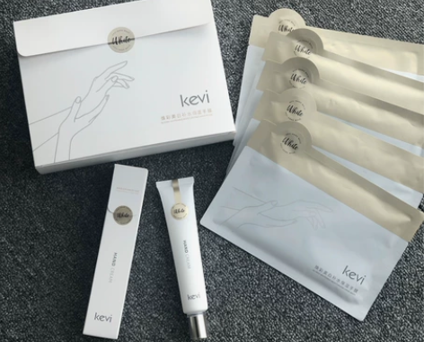 手膜一盒买就送手霜。 kevi小白肌烟酰胺...
