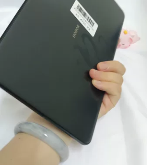 荣耀平板V6，麒麟985处理器，6＋128...