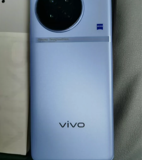 出个人闲置几乎全新vivo x90 12+...