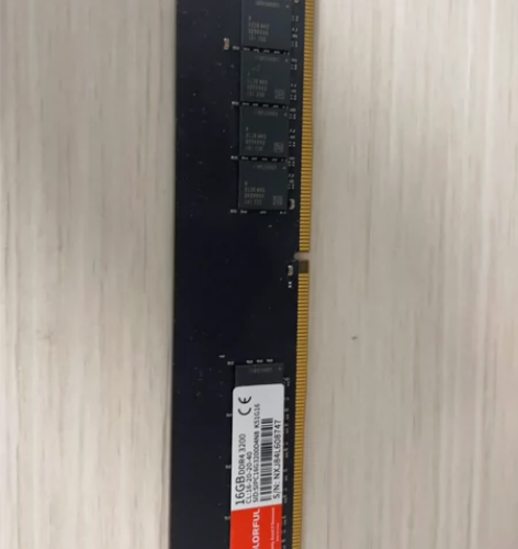 七彩虹ddr4内存条,16g3200. 感...