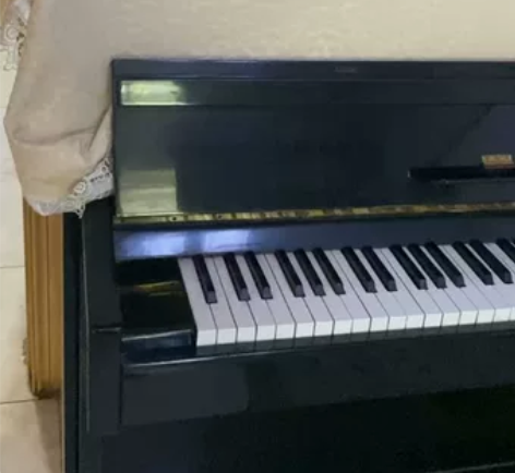 星海二手钢琴 星海115 十几年的老钢琴了...