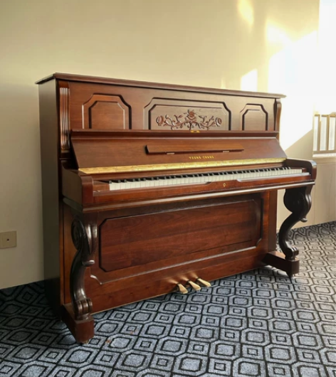 家里孩子用的钢琴，英昌u121刚买一年，平...