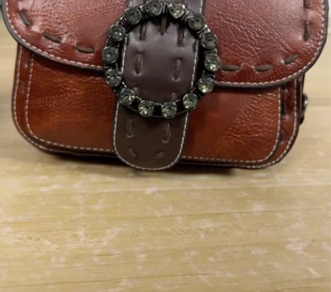 复古风小包包女包新款时尚单肩宽带斜挎包女百...