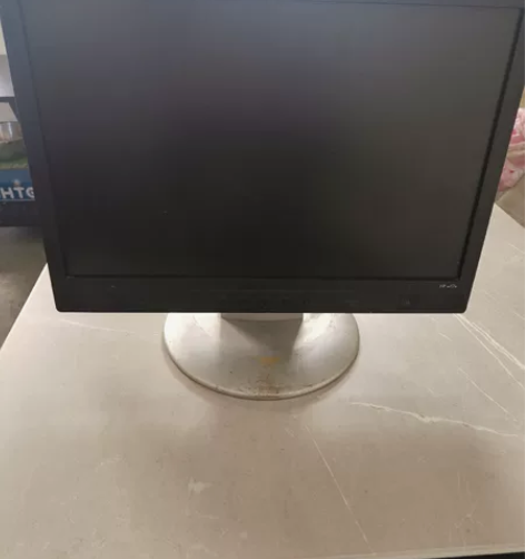 惠普液晶显示器，可以正常使用，有需要的联系...