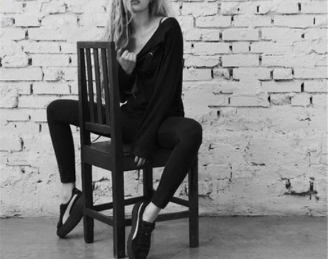 Puma彪马泫雅同款女鞋蕾哈娜板鞋黑白小麦...