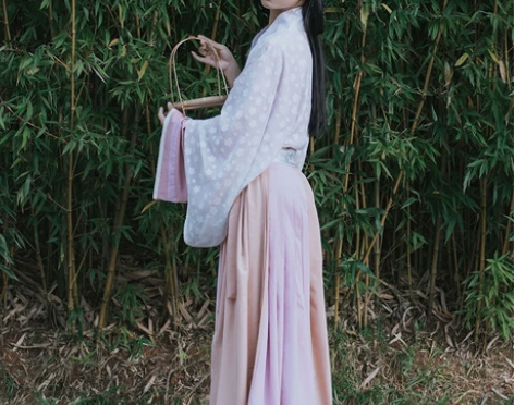 【湖光】五五年汉服女 晋襦三件套 一片式不...