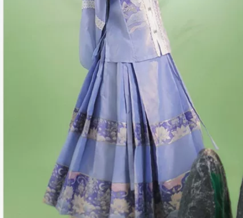 耀春原创正版汉服一套，l码，全新带吊牌，上...