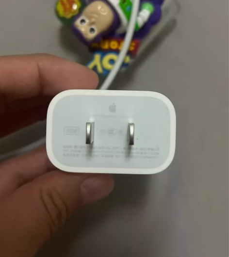 出售苹果快充头20W 闲置 买多一个 80...