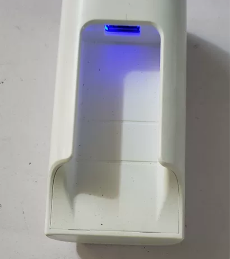 USB卡托专用充电宝 微形充电仓，有使用痕...