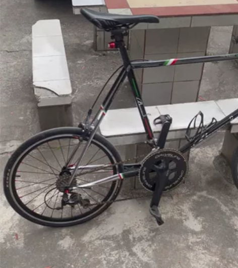 22寸小公路 班纳德车架，碳纤前叉 105...