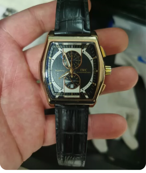 万国高仿大块手表。带着大气，表太多了，便宜...