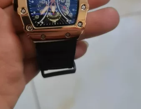 意卡依手表过生日朋友赠的平时不爱带手表，特...