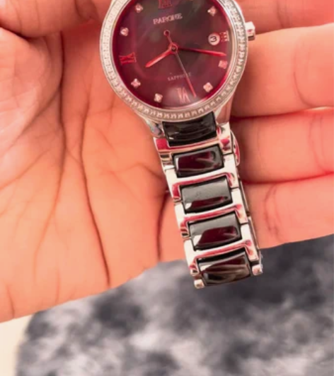 雷诺石英手表，买时1700多，蓝宝石界面防...